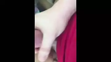 Indian teen blowjob sex clip from a reputed college.