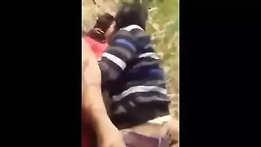 Village aunty having outdoor sex with her lover