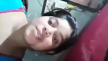 Unsatisfied boudi