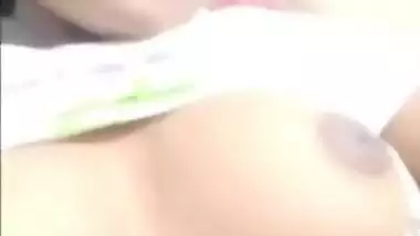 Sexy Desi Girl Shows her Boobs and Pussy On VC