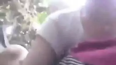 Desi Girl Showing Her Boobs and Pussy