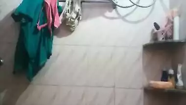 Bangla Wife Nude Show Mms - Huge Boobs
