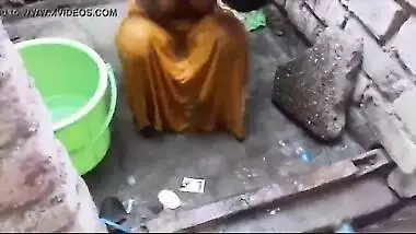 Desi bath video of a village teen
