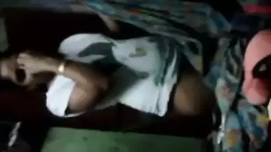 shy riya bhabhi changing