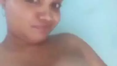 Naughty Desi Bhabi Playing With Boobs