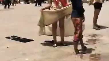 Aunty Lifting Saree Outdoor Captured Hidenly