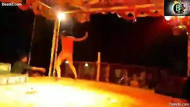 Sexy dance at Bengali hot song
