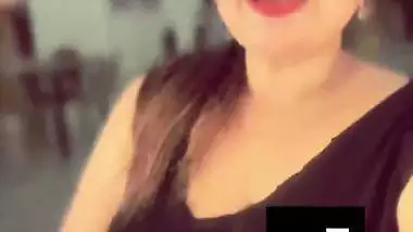 Bengali big tanker bhabhi selfie nude video call