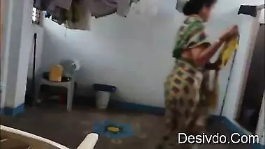 Pehsab Video From Pussy - Aunty Ka Peshab Piya hot indians at Doodhwaliporn.com