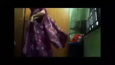 telugu desi mature aunty dressing after shower