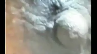 Desi Aunty Pussy And Nipples