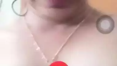 Cute Girl Bathing in Whatsapp Video Call