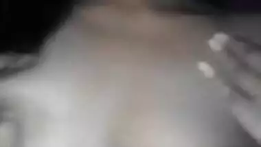 Desi babe riding cock of her colleague during a weekend voyage