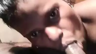 Horny villlage bhabhi sucking dick like lollipop