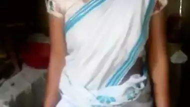 Desi Bangladesi Randi Sex in Open Field