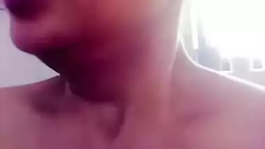 Indian chick demonstrates her XXX breasts and hairy sex cunt on camera