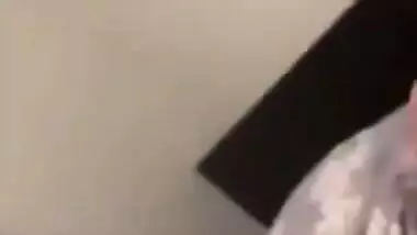 Today Exclusive-sexy Punjabi Bhabhi Shows Her Boobs