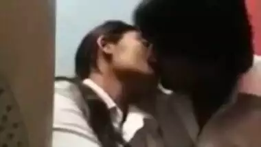 colg couple in netcafe