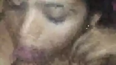 Sexy Desi Girl Blowjob Vdo