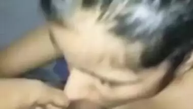 MMS video of Hindi MILF who tries oral XXX sex with Desi partner