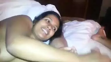 Hot Desi Bhabhi sex with her bf MMS movie scene