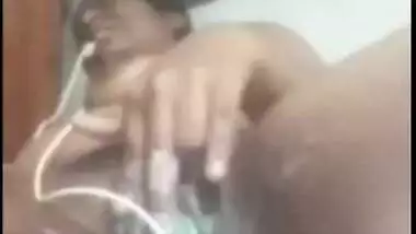 Sri Lankan Girl Masturbating
