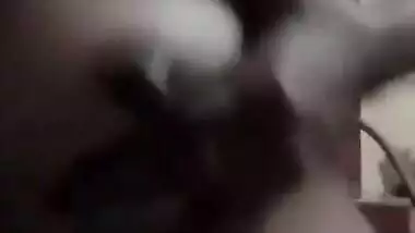 desi girl in night dress showing her ass hole