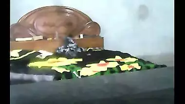 Desi super hot bhabhi’s sex scandal