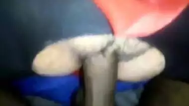 Desi housewife self playing her boobs and hard fucking take her saree