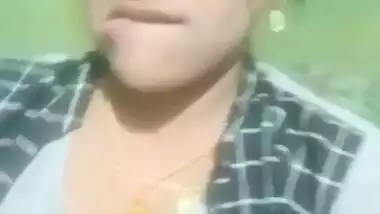 Desi village bhabi sexy face
