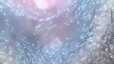 Cute girl shaved pussy fucking