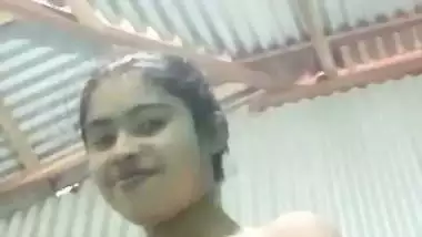Village girl after bath asking sorry in nude MMS