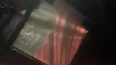 Mallu aunty showing her Boobs in auto