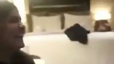 Babaji full time Sialkot – Nude College Callgirl in Hotel